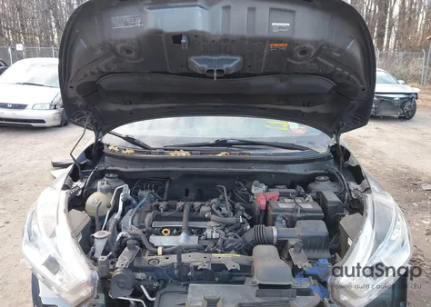 2020 Nissan Kicks S Xtronic Cvt z USA, uszkodzony, nr VIN 3N1CP5BV8LL512520